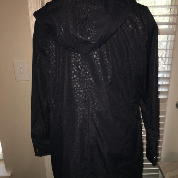 Weatherproof Navy Blue Large Raincoat - Bubble Patten W/ Hood - Picture 5 of 5